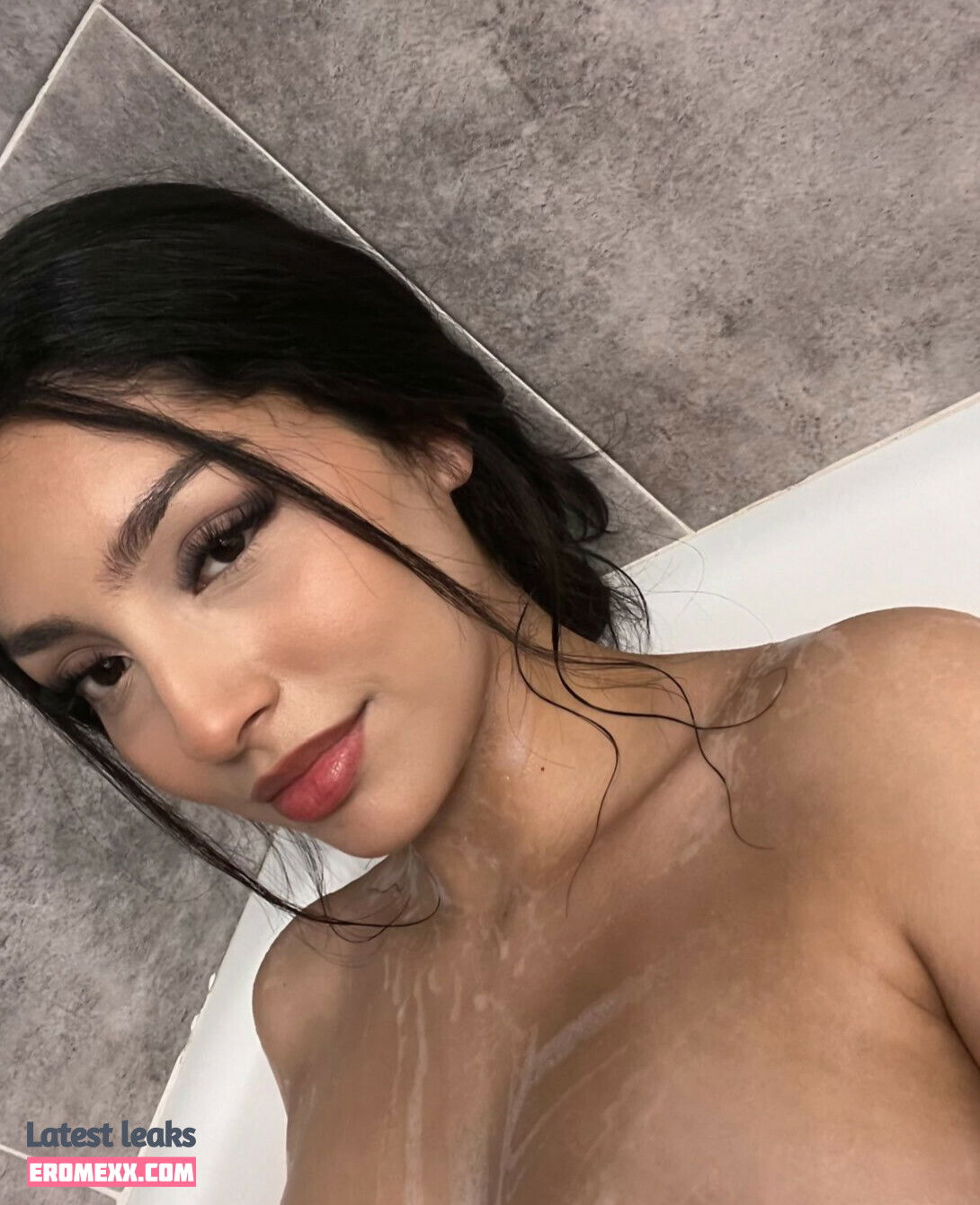 Latest Leaks Alyssalyssa1933 Nude #3 - Fapello